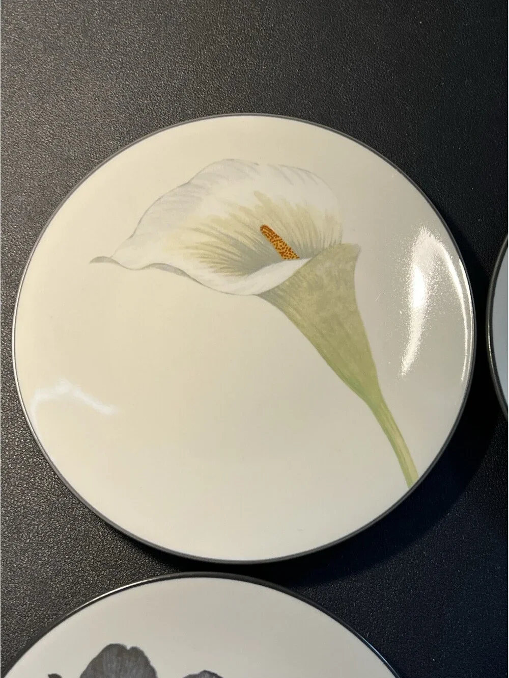 NIB Noritake Colorwave Graphite Appetizer Plates, Set Of 4, 6.25